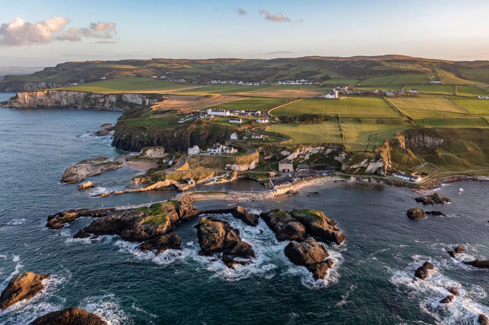 Dunnaglea Cottage, Ballintoy Eksteriør bilde